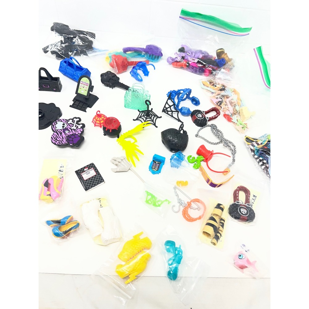 Monster High Doll Accessory Lot Shoes Clothes Brushes Bags Stands Huge Bundle
